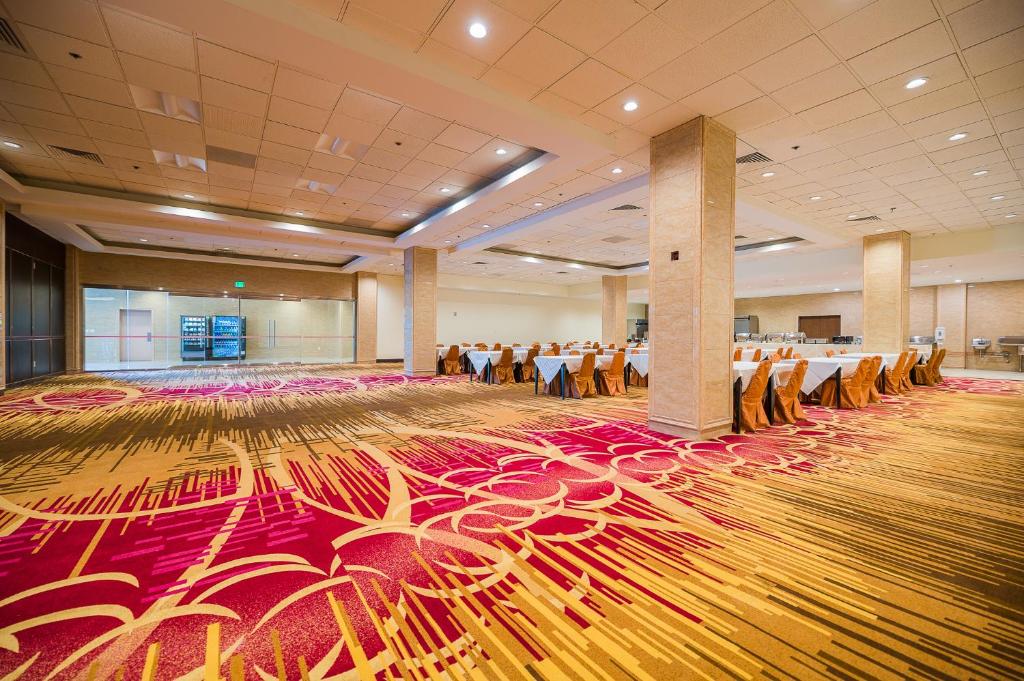 LA Crystal Hotel, Carson Book Hotel LA Crystal Hotel, Carson Book Hotel